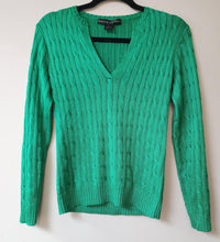 Load image into Gallery viewer, Ralph Lauren Sweater. Size S
