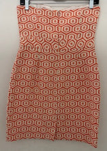 Load image into Gallery viewer, Trina Turk Dress. Size 4
