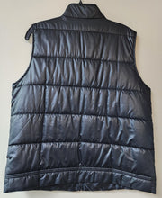 Load image into Gallery viewer, Chico&#39;s Puffy Vest. Size 2
