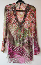 Load image into Gallery viewer, Kay Celine Tunic. Size M
