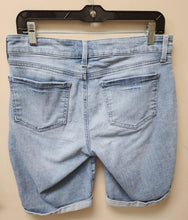 Load image into Gallery viewer, NYDJ Shorts. Size 6
