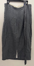 Load image into Gallery viewer, Island Company Dress. Size 8
