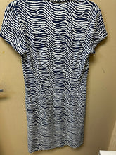 Load image into Gallery viewer, J. McLaughlin Dress, Size S
