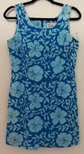 Load image into Gallery viewer, Lilly Pulitzer Dress. Size 4
