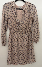 Load image into Gallery viewer, Joie Dress. Size M
