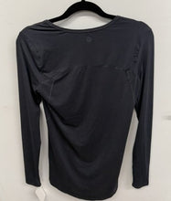 Load image into Gallery viewer, Athleta Long Sleeve Top, Size Small

