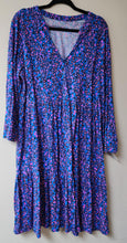 Load image into Gallery viewer, Lilly Pulitzer Dress. Size XXL
