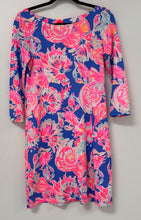 Load image into Gallery viewer, Lilly Pulitzer Dress. Size S
