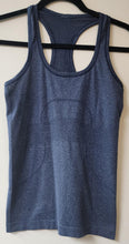 Load image into Gallery viewer, Lululemon Top. Size S
