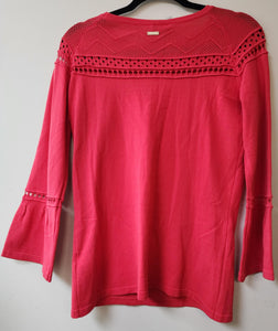 Dismero Top. Size M